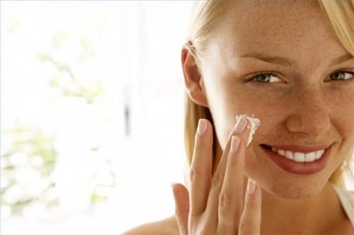 Comment traiter l'acné naturellement