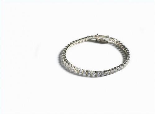 Comment choisir un bracelet de tennis de diamant